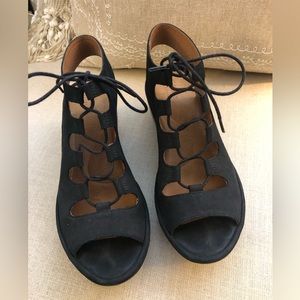 Clarks Artisan wedge sandal, black 6.5